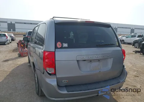 2014 Dodge Grand Caravan Sxt z USA, uszkodzony, nr VIN 2C4RDGCG5ER388305